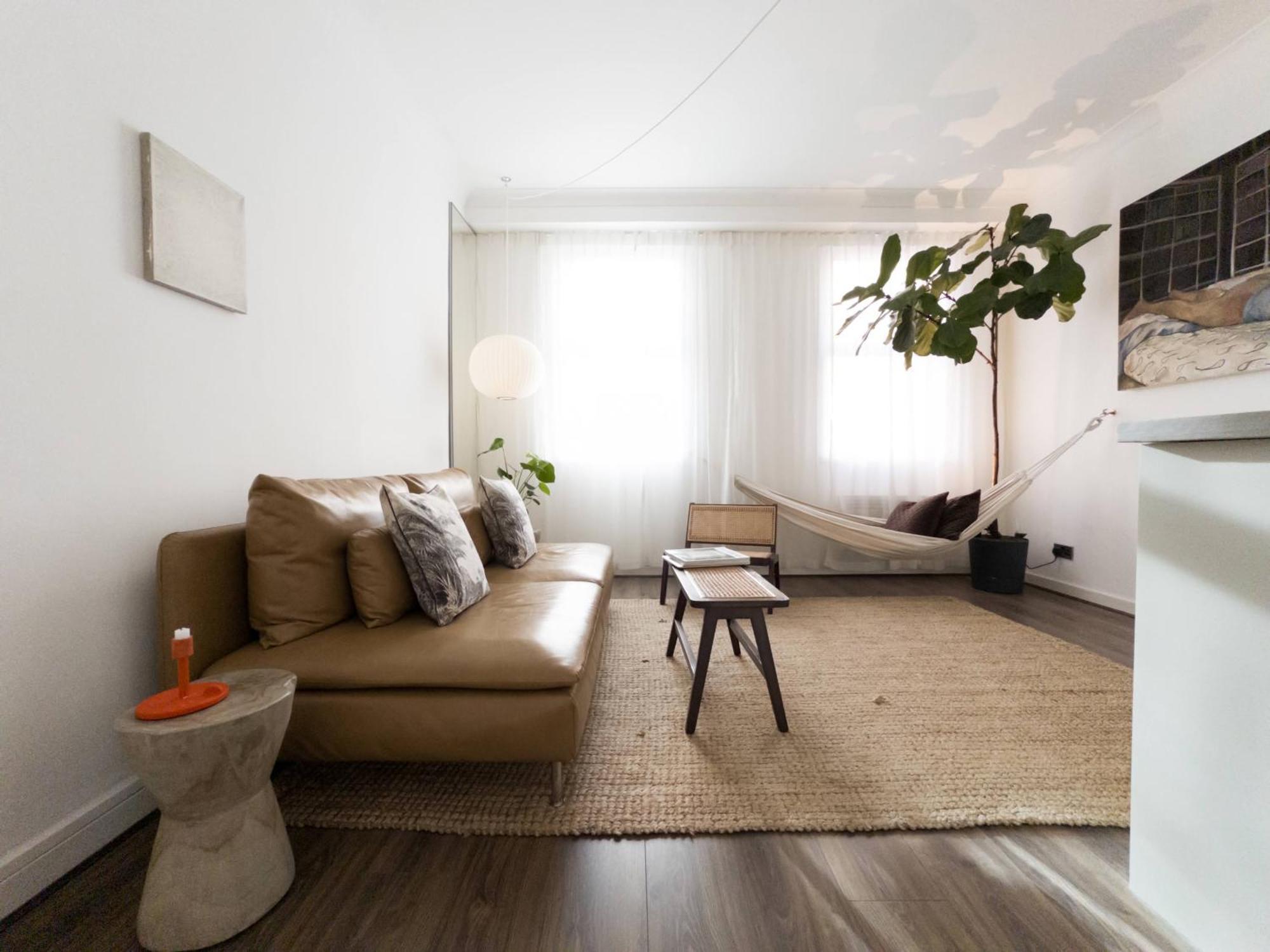 Tranquil Oasis W 100Inch Cinema & Hammock, By The Design Traveller Apartment ลอนดอน ภายนอก รูปภาพ