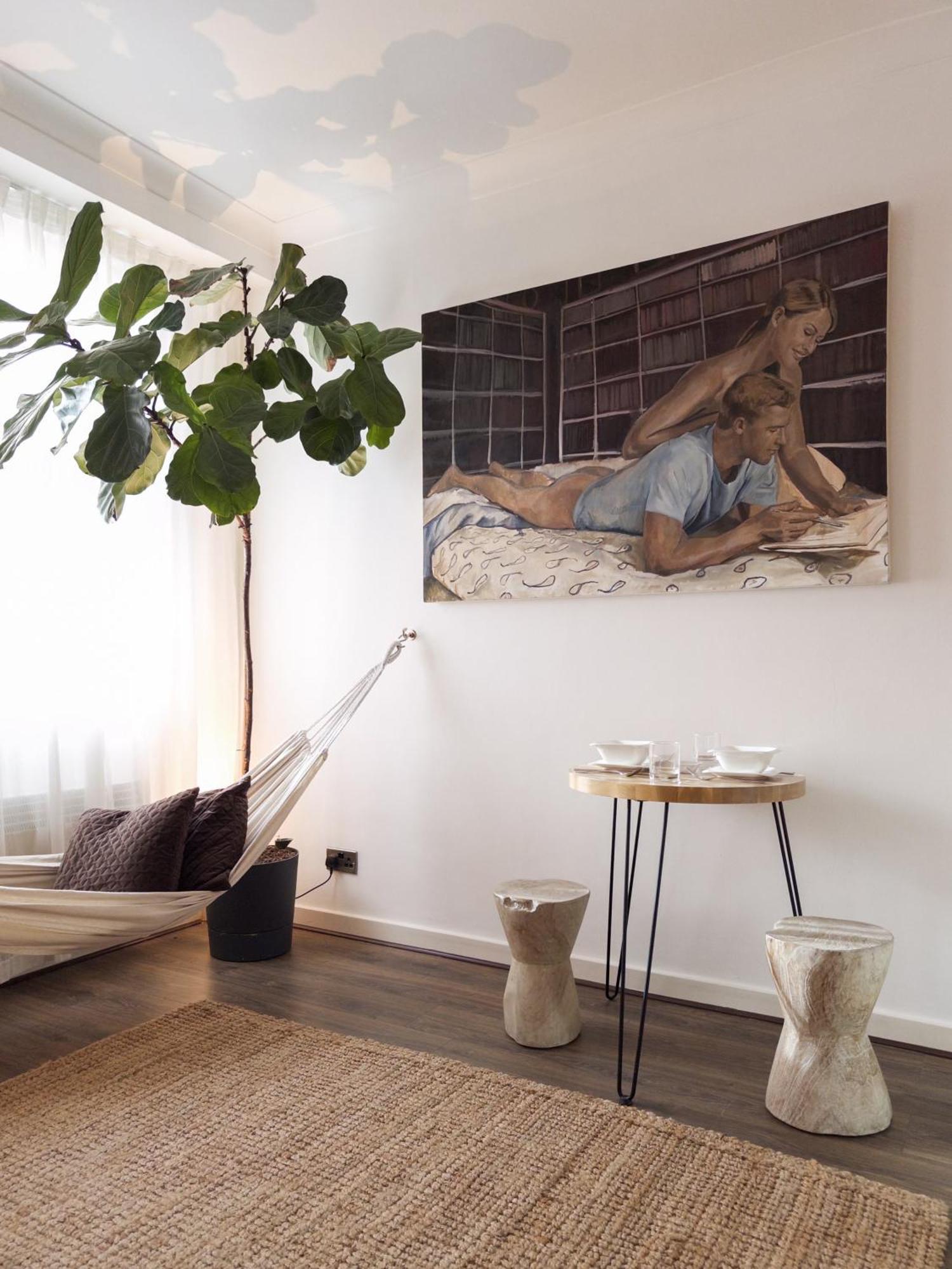 Tranquil Oasis W 100Inch Cinema & Hammock, By The Design Traveller Apartment ลอนดอน ภายนอก รูปภาพ